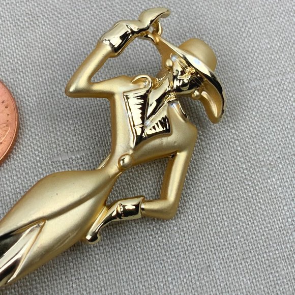 Vintage 1980s Lady Remington Signed AJC Brooch - Picture 5 of 16